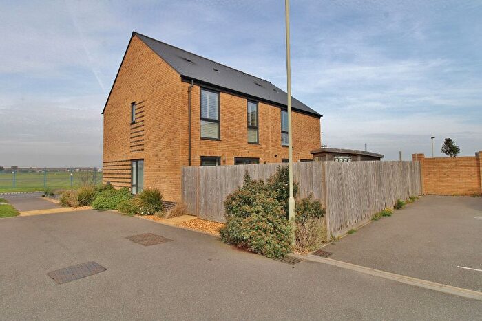 2 Bedroom Semi Detached House For Sale In Daedalus Drive, Lee-On-The-Solent, PO13
