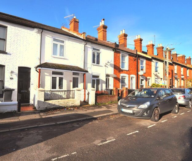 2 Bedroom Terraced House To Rent In Eagle Road, Guildford, Surrey, GU1