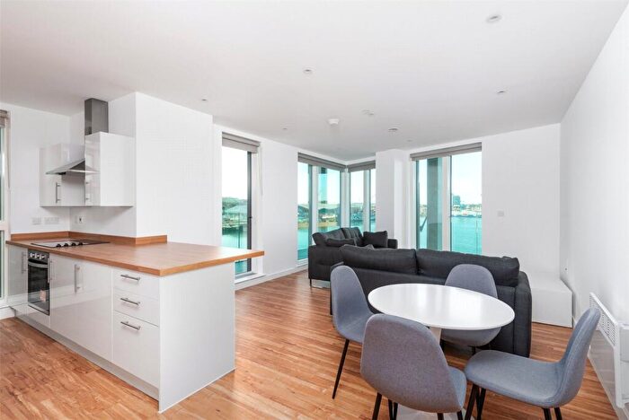 3 Bedroom Flat To Rent In Chatham Waters, North House, Gillingham Gate Road, Gillingham, ME4