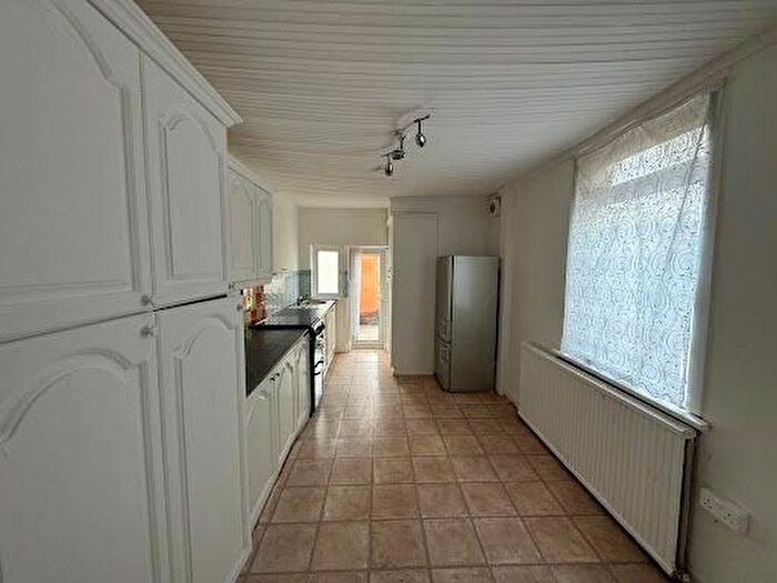 4 Bedroom Terraced House To Rent In Poynter Road, Enfield, EN1