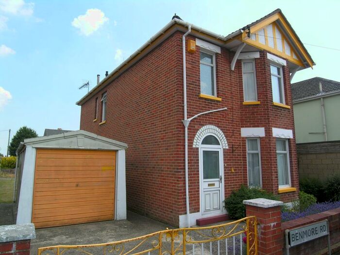 4 Bedroom House To Rent In Bedroom Detached House In Winton, BH9