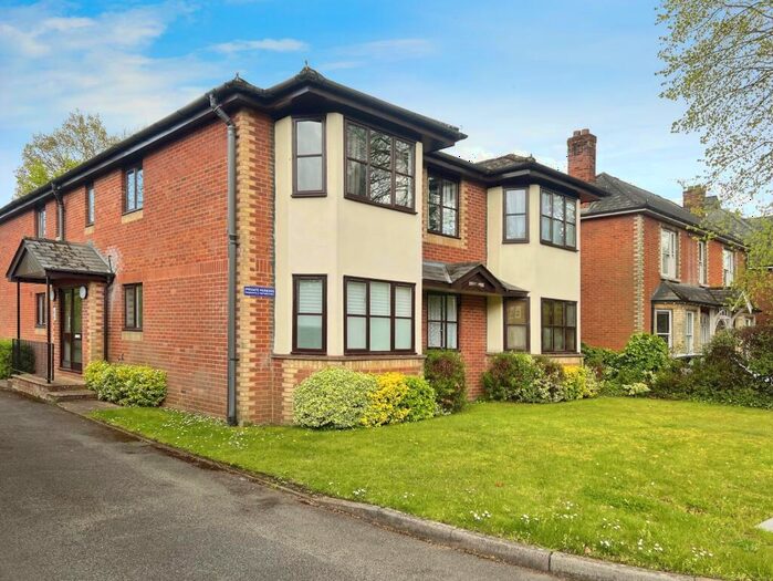 Studio To Rent In Woking, GU22