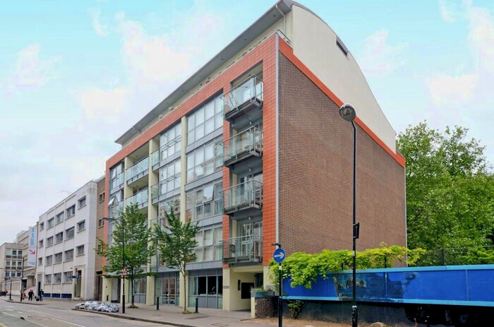 1 Bedroom Flat To Rent In Featherstone Street, Old Street, London, EC1Y