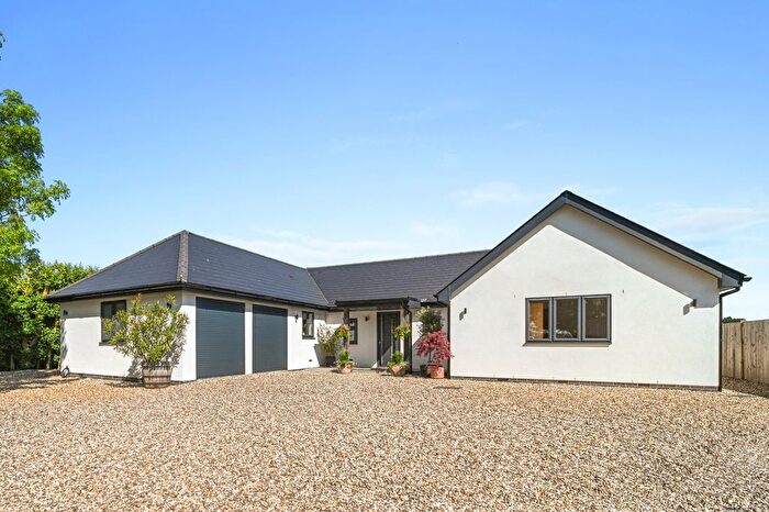 4 Bedroom Detached Bungalow For Sale In Harwich Road, Lawford, CO11