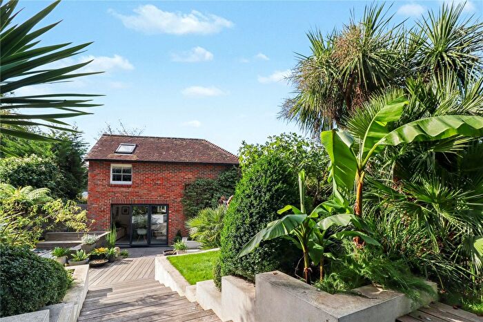 4 Bedroom Detached House For Sale In Woods Hill Lane, Ashurst Wood, RH19