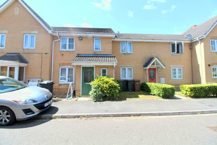 3 Bedroom Terraced House To Rent In Morgan Close, Leagrave, Luton, LU4