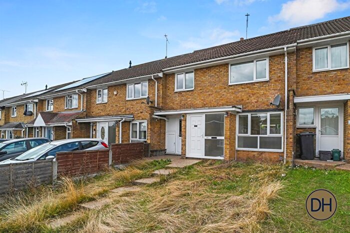 3 Bedroom Terraced House To Rent In The Fremnells, Basildon, Essex, SS14