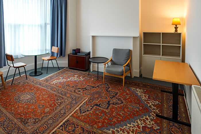 1 Bedroom Flat To Rent In Raveley Street, London, NW5