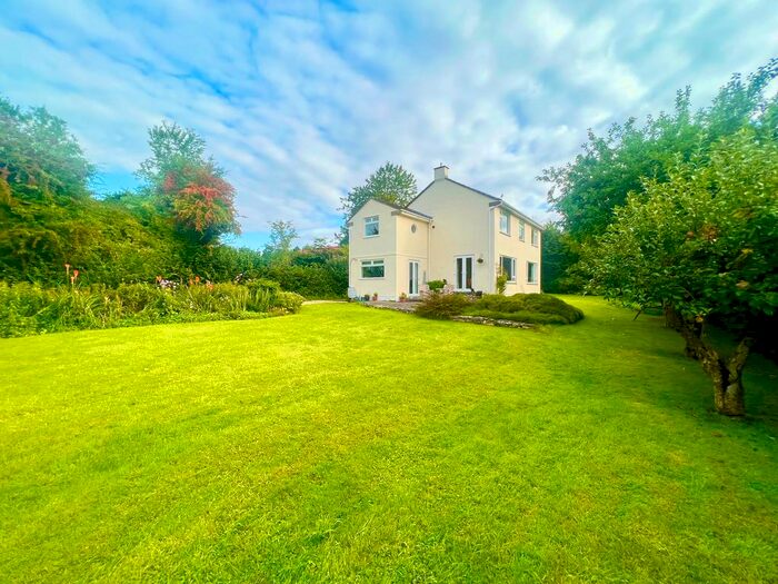 4 Bedroom Detached House For Sale In Scot Lane, Chew Stoke, Bristol, BS40