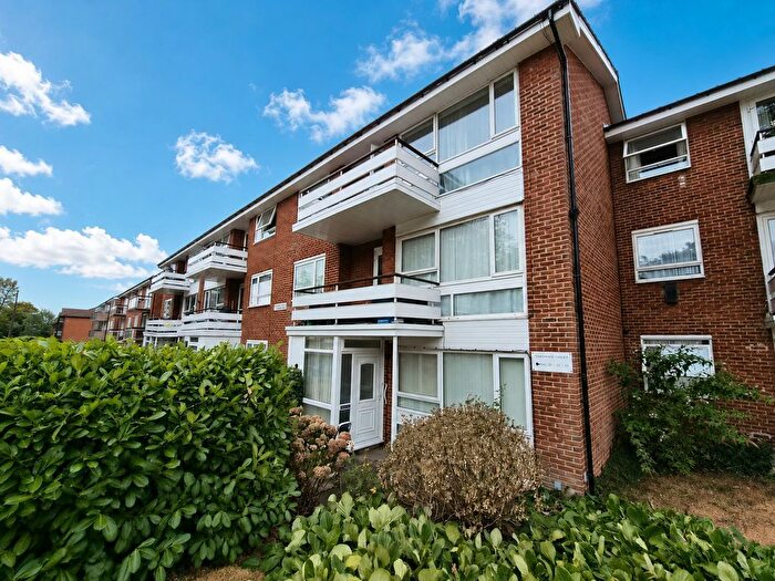 2 Bedroom Flat To Rent In Hardwick Court, Hardwick Close, Stanmore, Middlesex, HA7