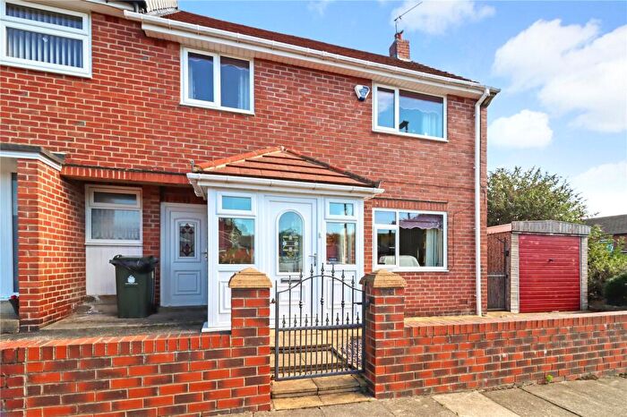 3 Bedroom End Of Terrace House For Sale In Ashbrooke Gardens, Wallsend, Tyne And Wear, NE28
