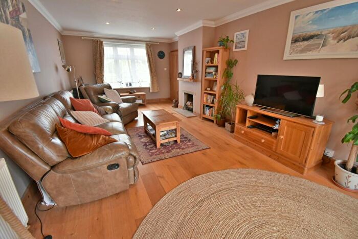 4 Bedroom Detached House For Sale In Clayford Avenue, Ferndown, BH22