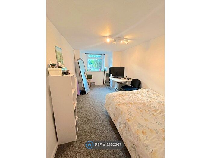 4 Bedroom Terraced House To Rent In St. Anns Avenue, Leeds, LS4