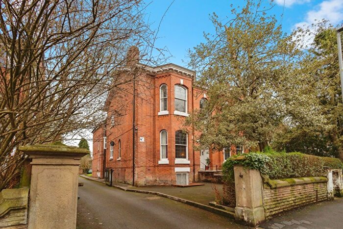 2 Bedroom Flat For Sale In Parsonage Road, Manchester, Greater Manchester, M20
