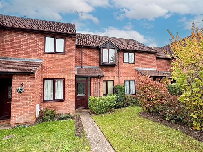 2 Bedroom Property To Rent In Wing Road, Leighton Buzzard, LU7