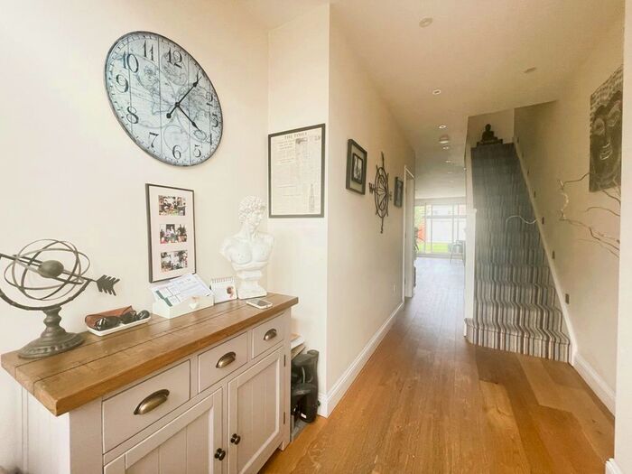 6 Bedroom Detached House To Rent In Harewood Road, Isleworth, TW7