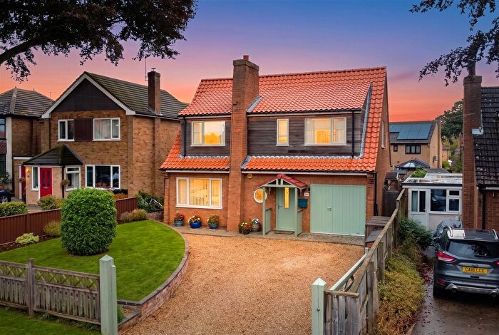 3 Bedroom Detached House For Sale In High Street, Caythorpe, Grantham, NG32