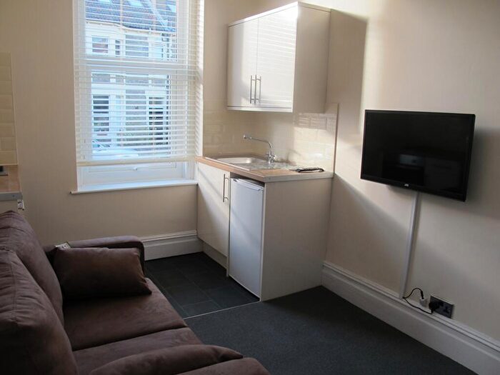 1 Bedroom House To Rent In Belmont Road, Bristol, BS6