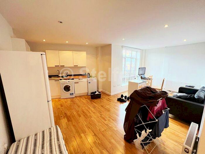 1 Bedroom Flat To Rent In Drummond Crescent, London, NW1