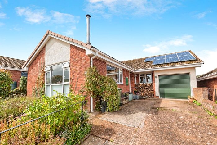 3 Bedroom Detached Bungalow For Sale In Windsor Close, Minehead, TA24