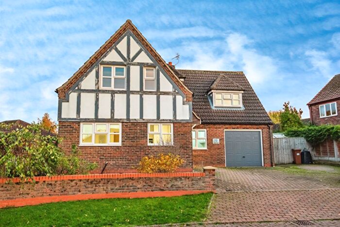 4 Bedroom Detached House For Sale In Castle Keep, Hibaldstow, Brigg, DN20