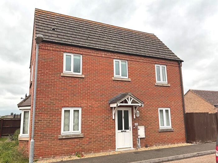 3 Bedroom Semi-Detached House For Sale In Bedford View, Manea, March, PE15