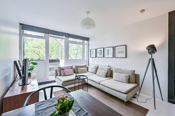 1 Bedroom Flat To Rent In Wenlock Street, Islington, London, N1