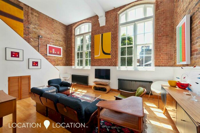 2 Bedroom Flat To Rent In Fleetwood Apartments, N16