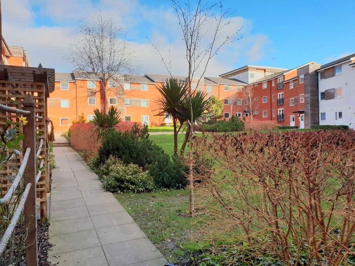 2 Bedroom Flat To Rent In Hope Court, Modus, IP3