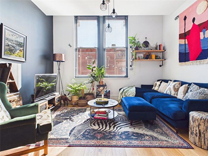 2 Bedroom Flat For Sale In Consort House, Bristol, BS3