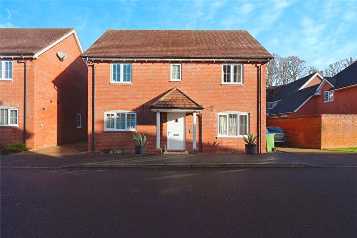 4 Bedroom Detached House For Sale In Oddstones, Codmore Hill, Pulborough, West Sussex, RH20