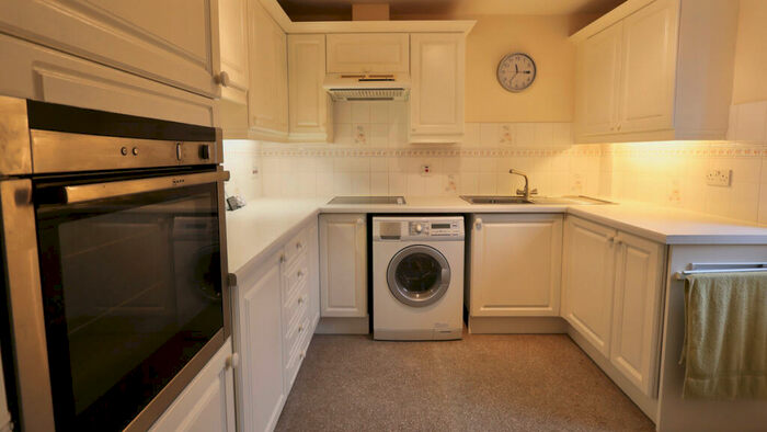 2 Bedroom End Of Terrace House For Sale In Old Town Farm, Great Missenden, HP16