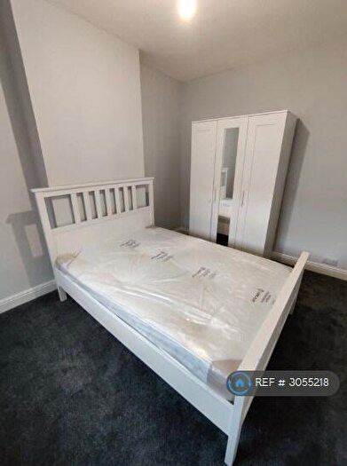 4 Bedroom Semi-Detached House To Rent In Warwick St, Nottingham, NG7