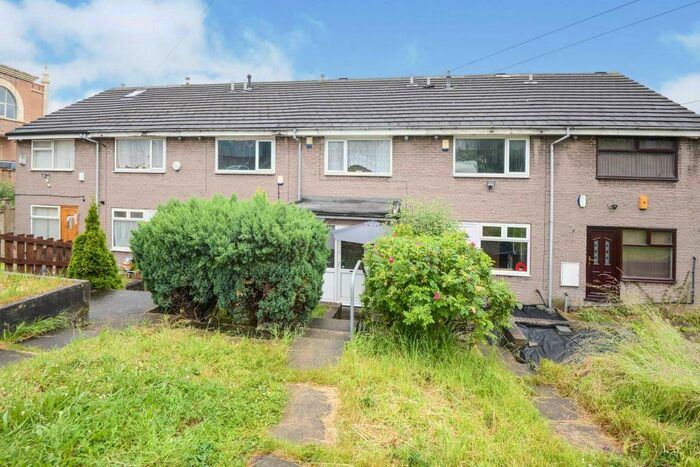 2 Bedroom House To Rent In Arnford Close, Bradford, BD3