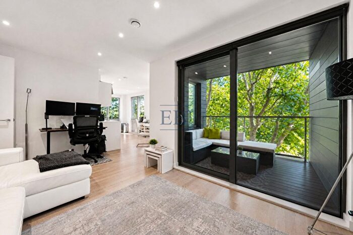 1 Bedroom Flat For Sale In Calders Wharf, A Saunders Ness Road, London, E14