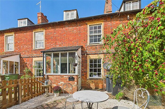 2 Bedroom House For Sale In High Street, Melksham, SN12