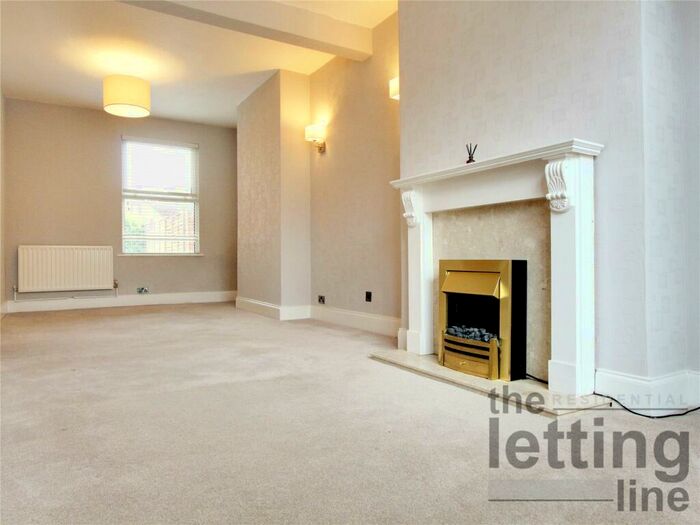 3 Bedroom Terraced House To Rent In Putney Road, Enfield, Middlesex, EN3