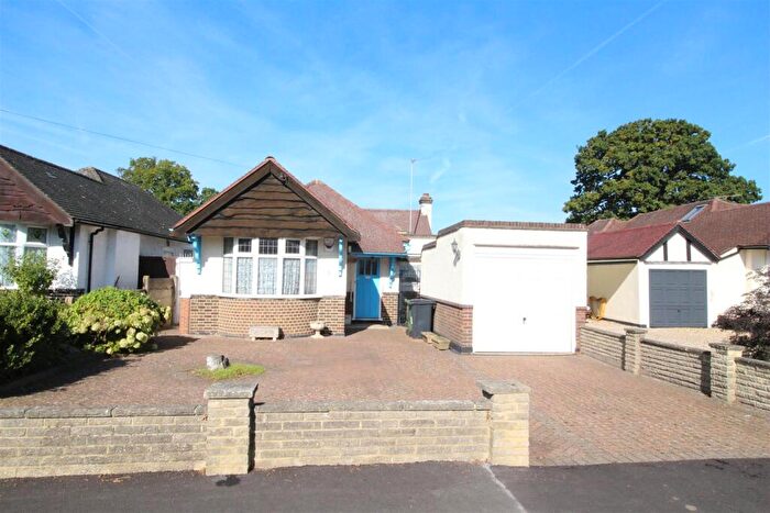 3 Bedroom Detached Bungalow For Sale In Salisbury Road, Worcester Park, KT4