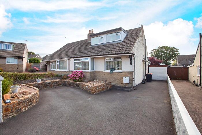 3 Bedroom Semi-Detached Bungalow For Sale In Sykelands Grove, Halton, Lancaster, LA2