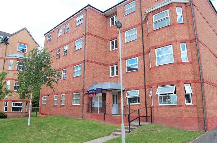 2 Bedroom Flat To Rent In Goodrich Mews, Dudley, DY3