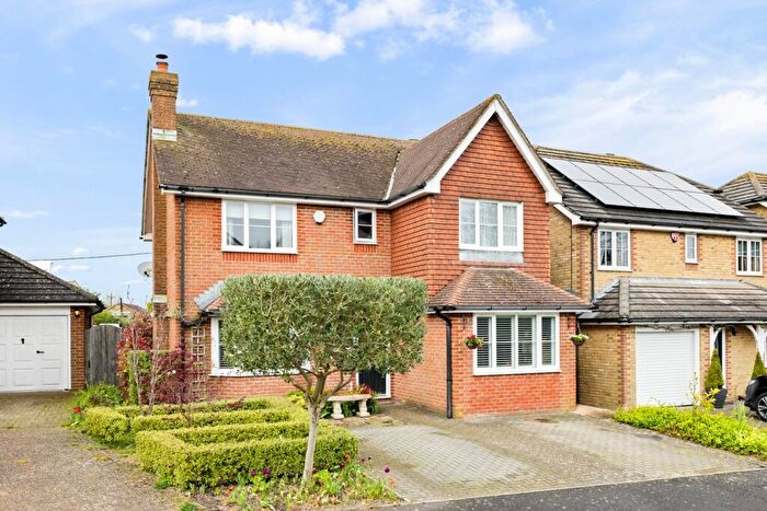 4 Bedroom Detached House For Sale In St Marys Close, Etchinghill, Folkestone, CT18