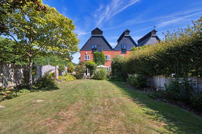 5 Bedroom End Of Terrace House For Sale In Staplehurst Road, Marden, Tonbridge, Kent, TN12