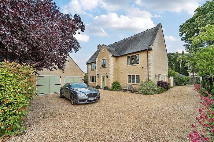 4 Bedroom Detached House For Sale In Mulberry Gardens, Peterborough, Cambridgeshire, PE4