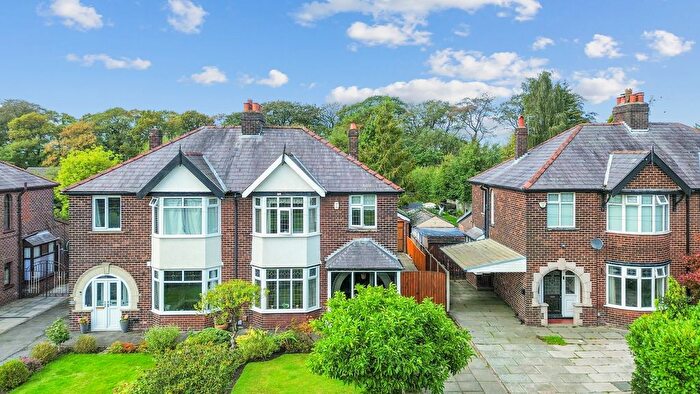 3 Bedroom Semi Detached House For Sale In St. Helens Road, Rainford, WA11