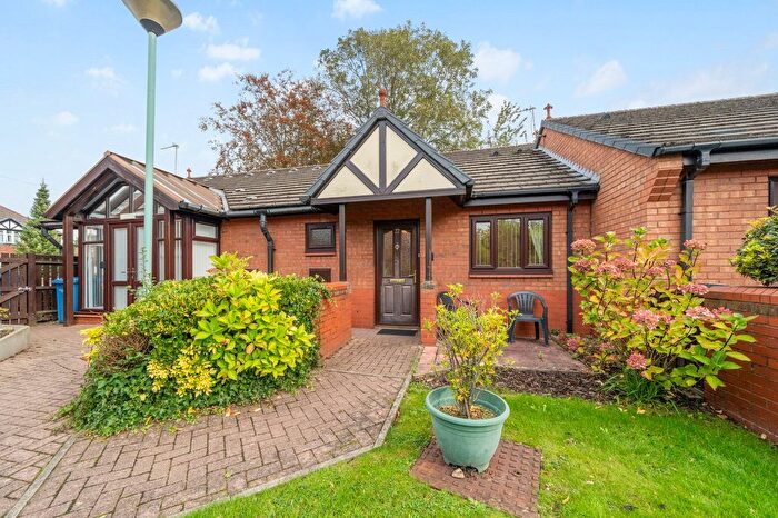 1 Bedroom Terraced Bungalow For Sale In Myddleton Lane, Winwick, WA2
