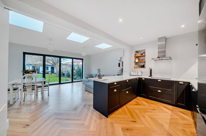 3 Bedroom Terraced House For Sale In Commonside East, Mitcham, CR4