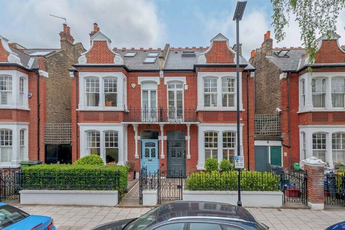 5 Bedroom Property To Rent In Airedale Avenue, London, W4