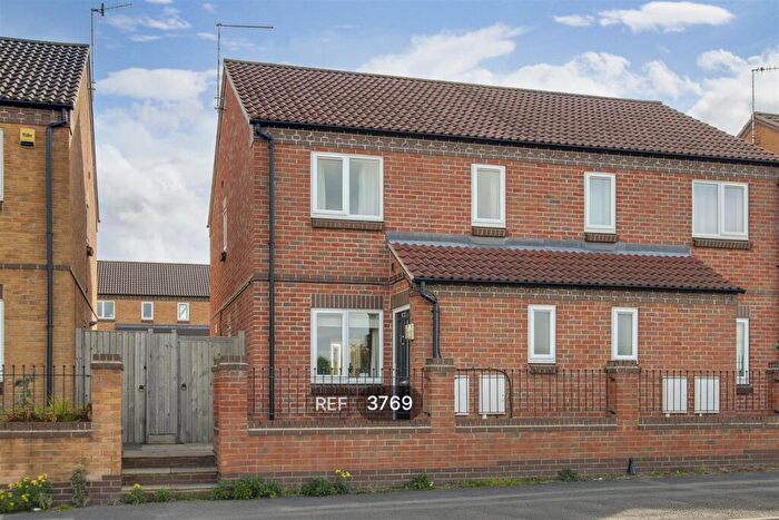 3 Bedroom Semi-Detached House To Rent In Rolleston Drive, Arnold, Nottingham, NG5