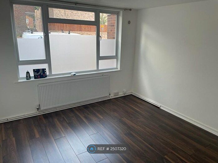 2 Bedroom Flat To Rent In Charlton Church Lane, London, SE7