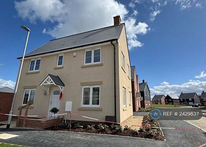 3 Bedroom Detached House To Rent In Hanbury Road, Innsworth, Gloucester, GL3